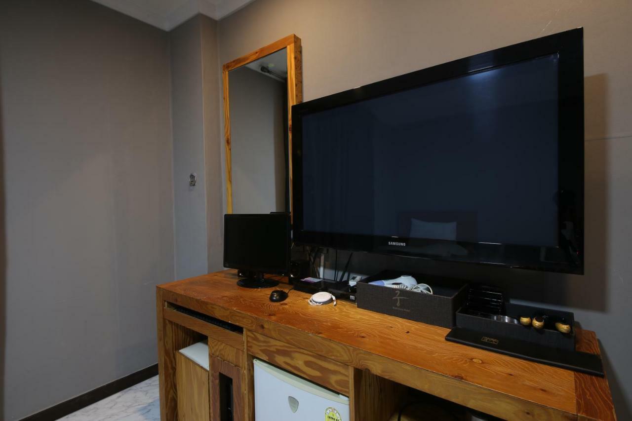 Gung Hotel ג'אונג'ו מראה חיצוני תמונה