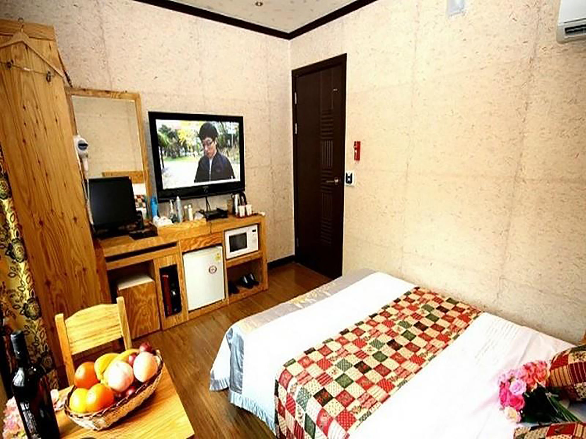 Gung Hotel ג'אונג'ו מראה חיצוני תמונה